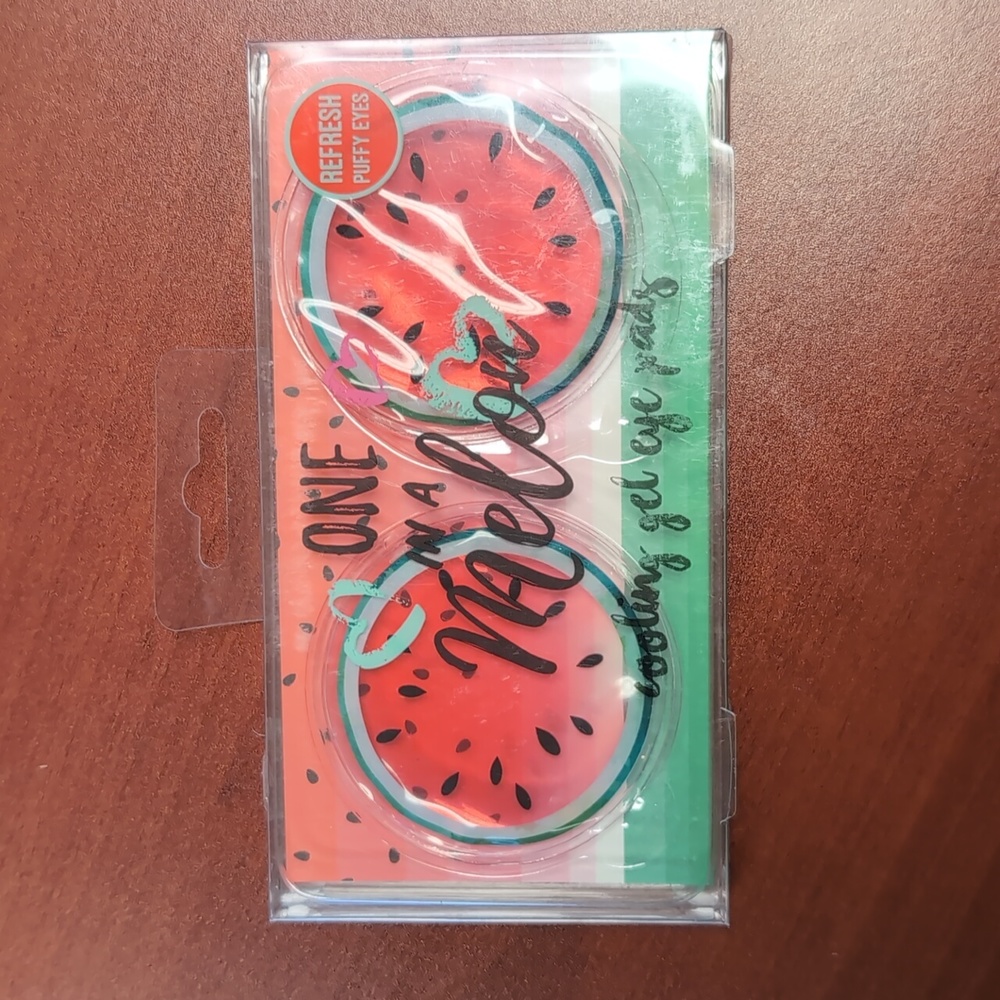 NWT Cooling Gel Eye Pads watermelon "One in a Melon"